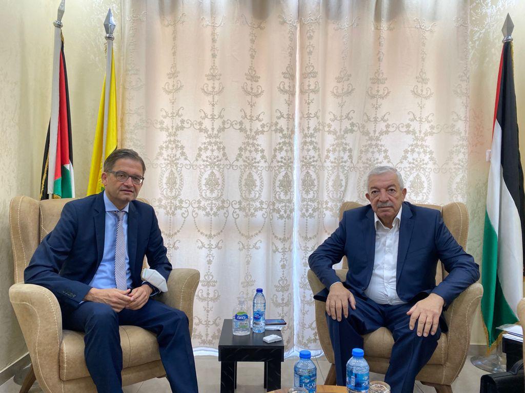 جانب من اللقاء