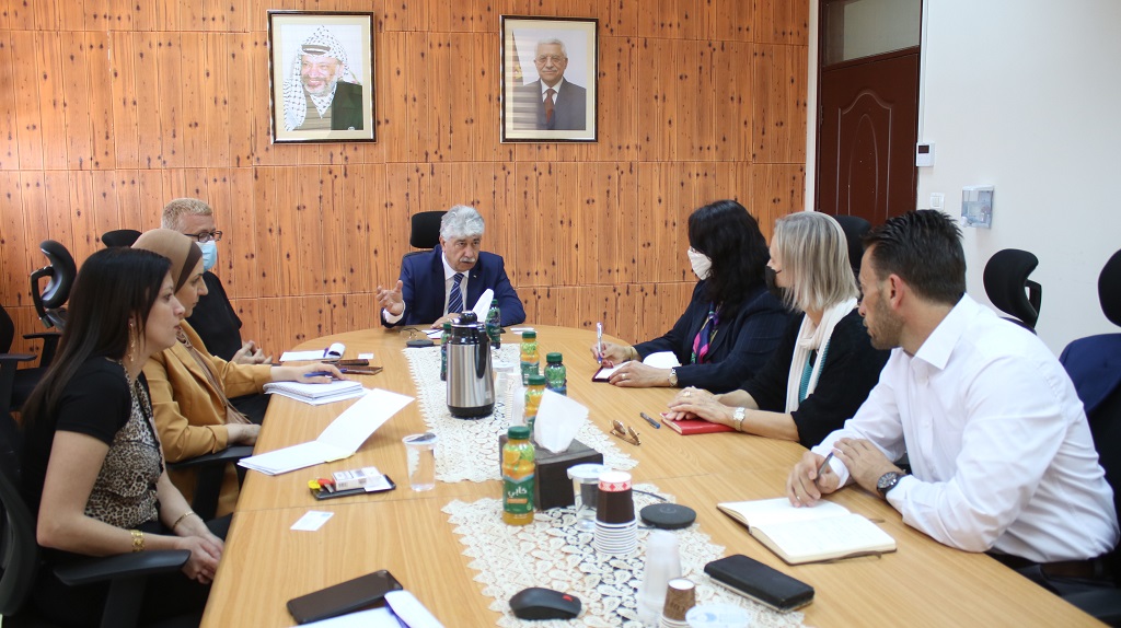 جانب من الاجتماع 