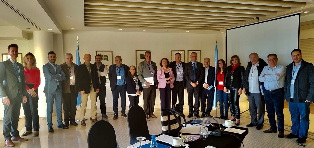 المشاركون في اللقاء 