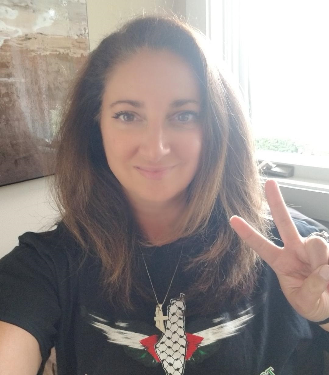 الناشطة الفلسطينية سهير نفال