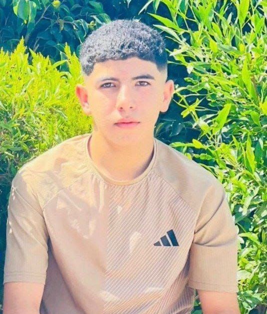 الشهيد الطفل عمرو علي خالد قبها