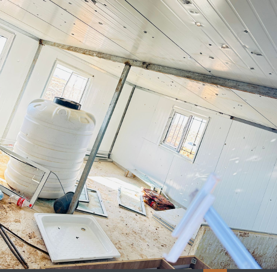 جانب من الأضرار التي لحقت بممتلكات المواطنين في الظاهرية