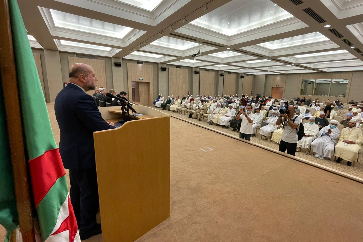 جانب من المحاضرة