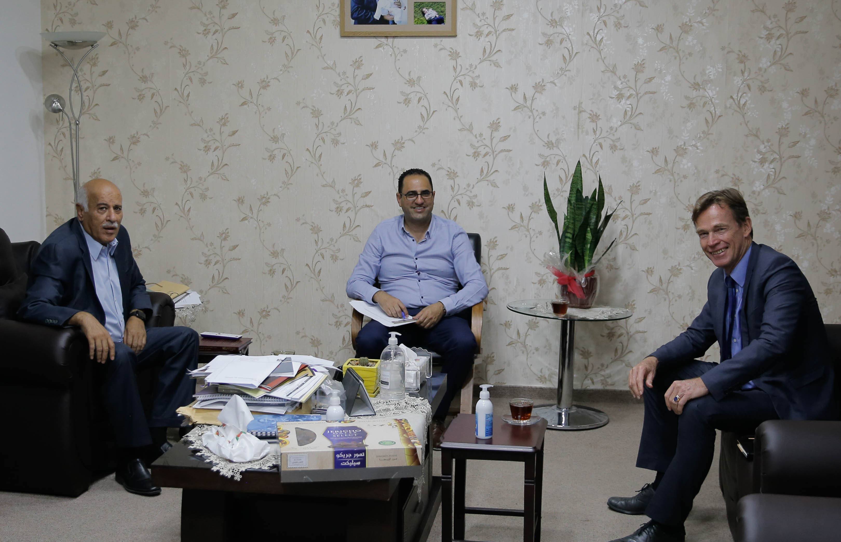 الرجوب خلال لقاء ممثل الاتحاد الأوروبي 