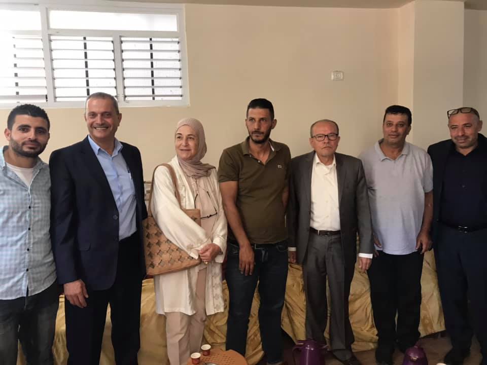 أبو بكر خلال الزيارة (عدسة: ثائر أبو بكر "وفا")