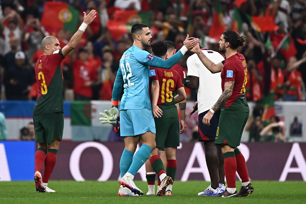 فرحة برتغالية بالفوز والتأهل للدور ربع النهائي من مونديال قطر 2022 لكرة القدم-تصوير (أ ف ب)