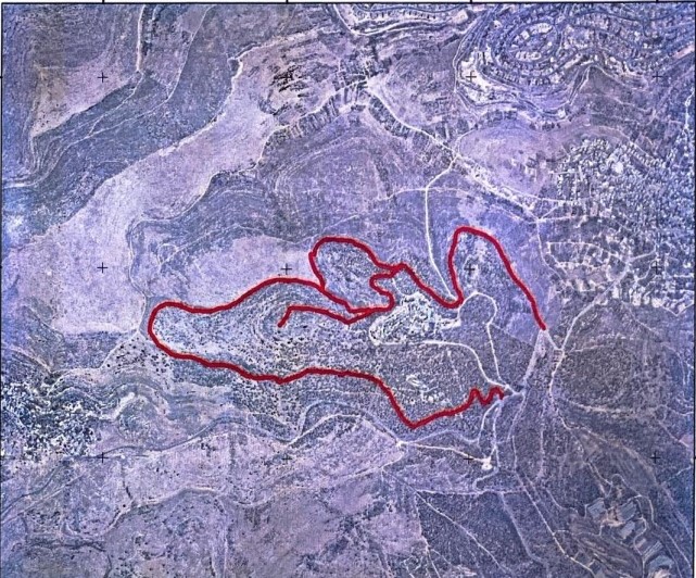 صورة لخريطة توضح الأرض المستولى عليها (المصدر: هيئة الجدار والاستيطان)