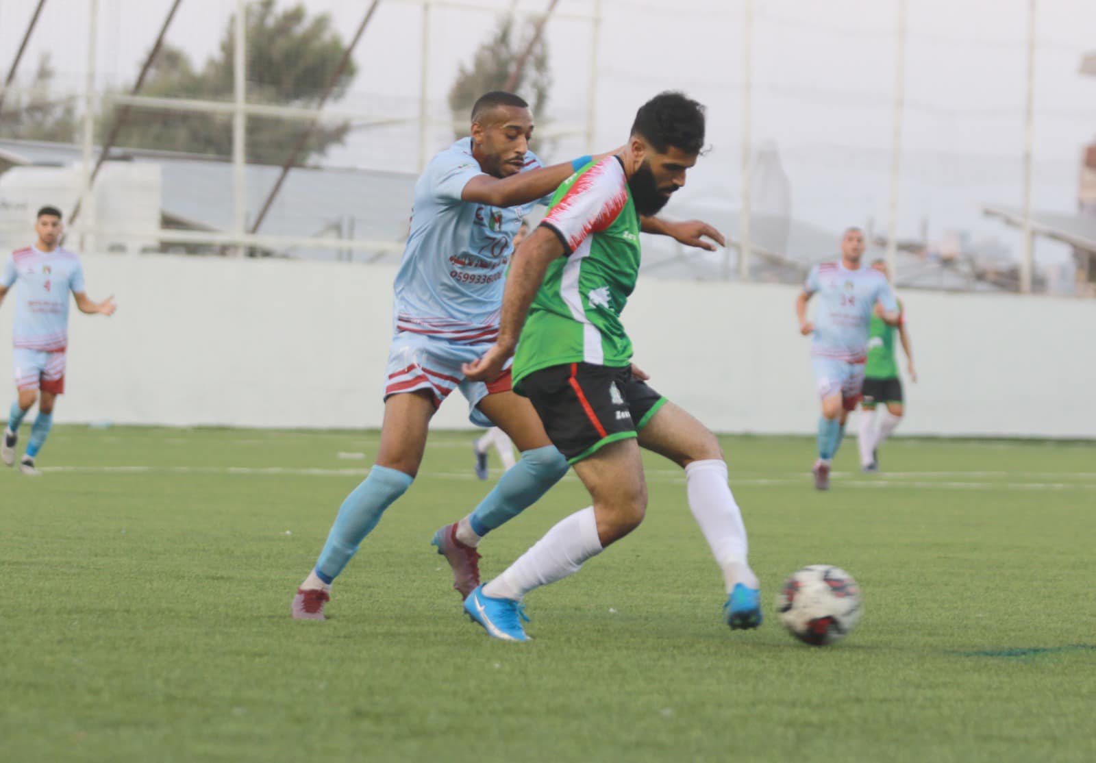 جانب من مباراة "جبل المكبر" و"ثقافي طولكرم" على استاد بيليه في بلدة الخضر جنوب بيت لحم