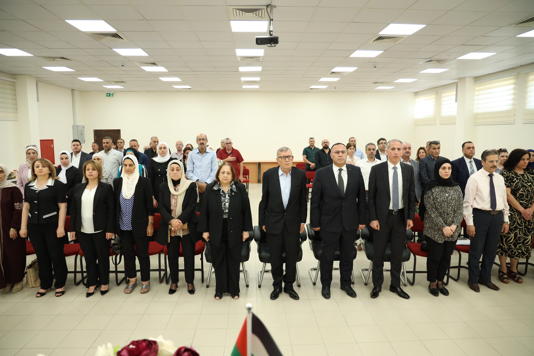 جانب من افتتاح القاعة 