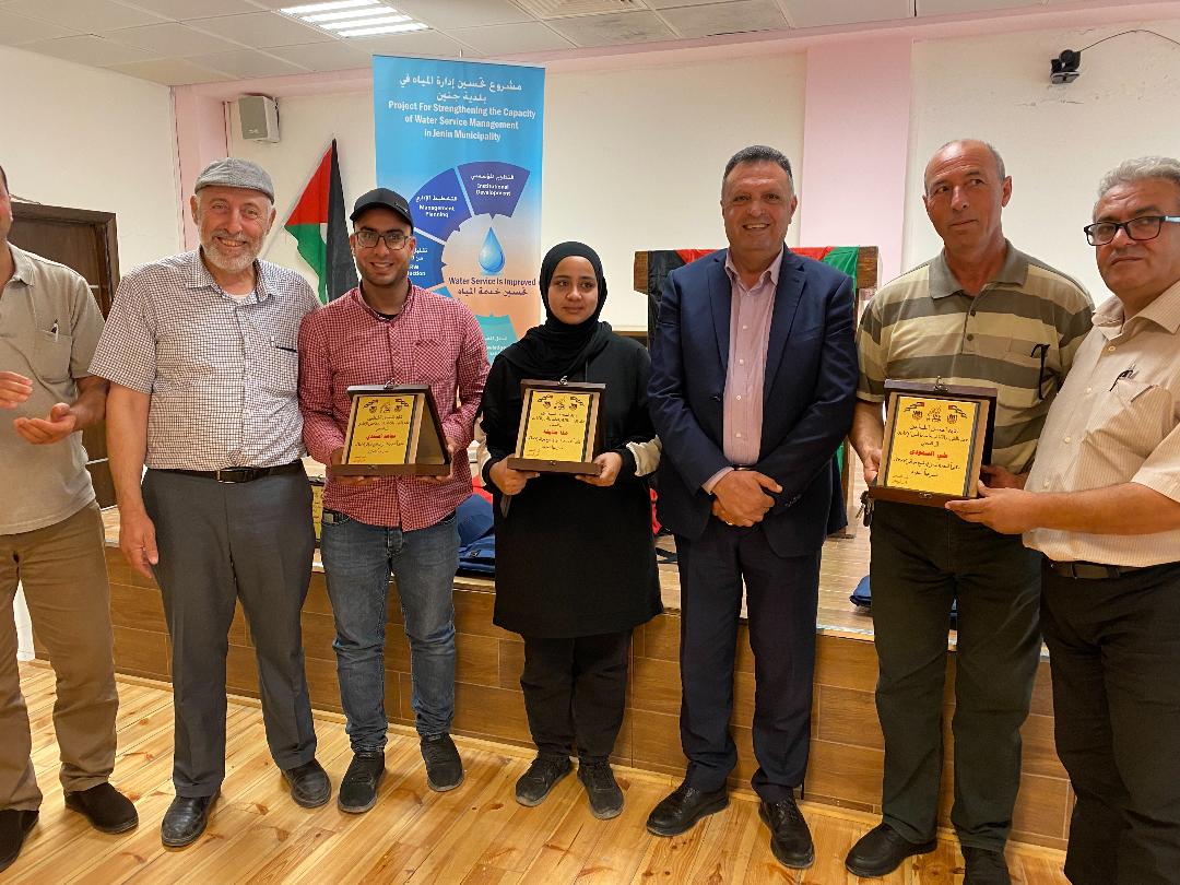 جانب من التكريم (تصوير: ثائر أبو بكر)