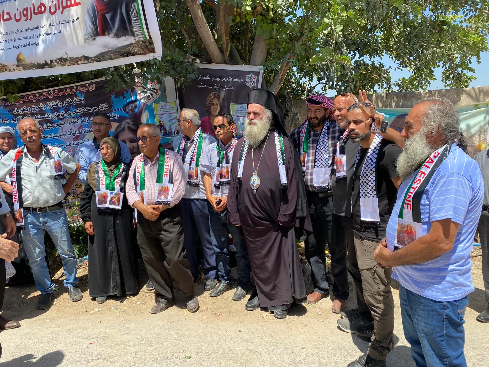 جانب من الوقفة (عدسة: ثائر أبو بكر/ وفا)