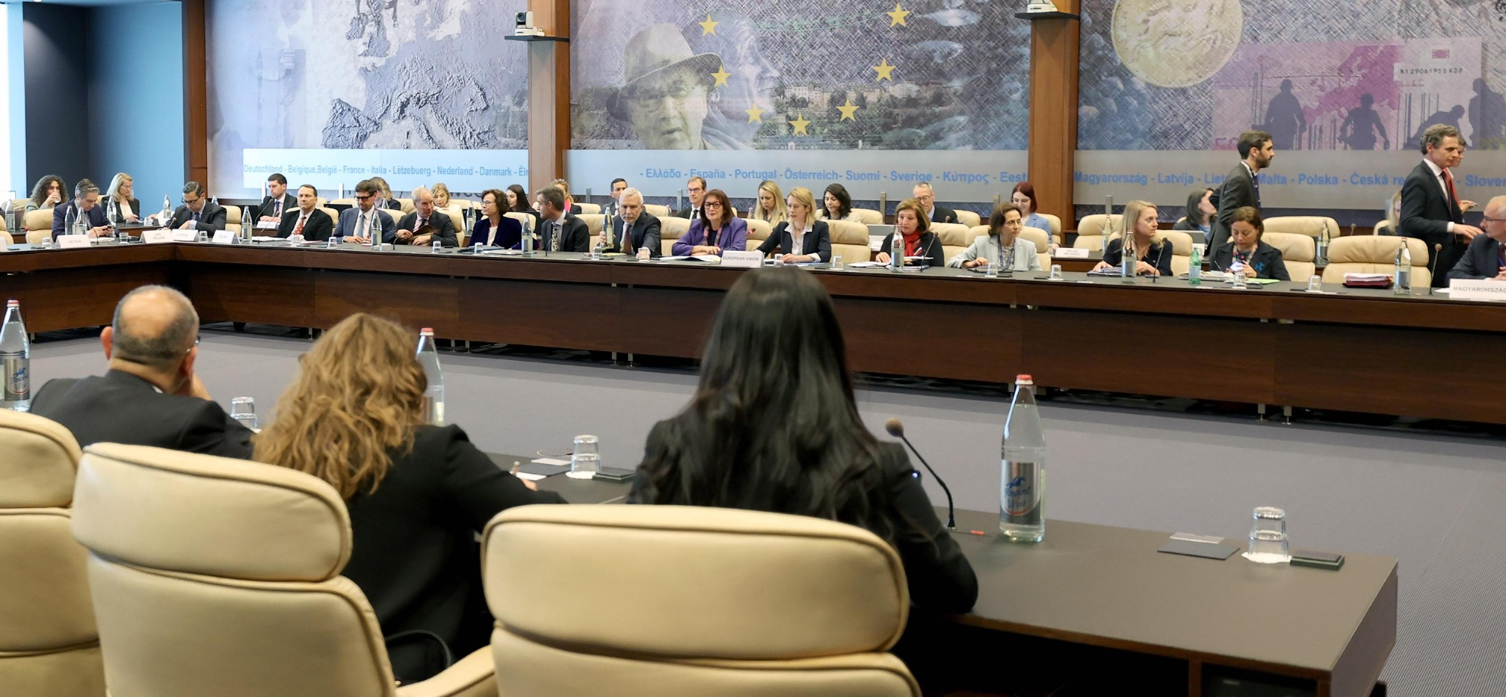 جانب من اجتماع الحوار الأوروبي الفلسطيني السياسي عالي المستوى في لوكسمبورغ