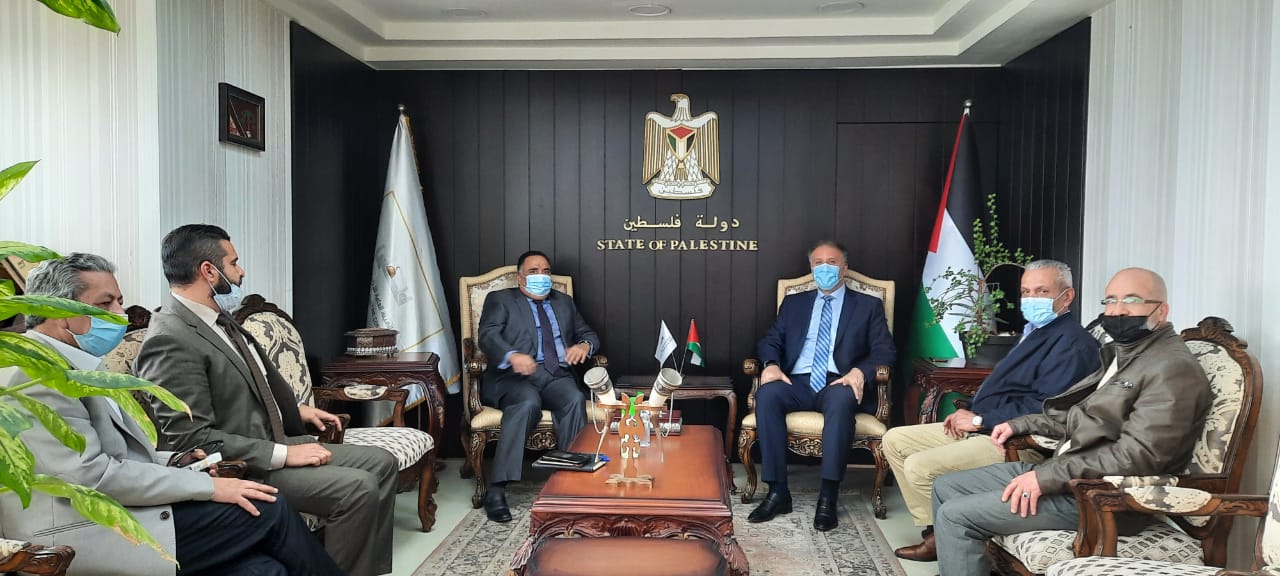 الوزير عساف خلال لقائه السفير الهندي