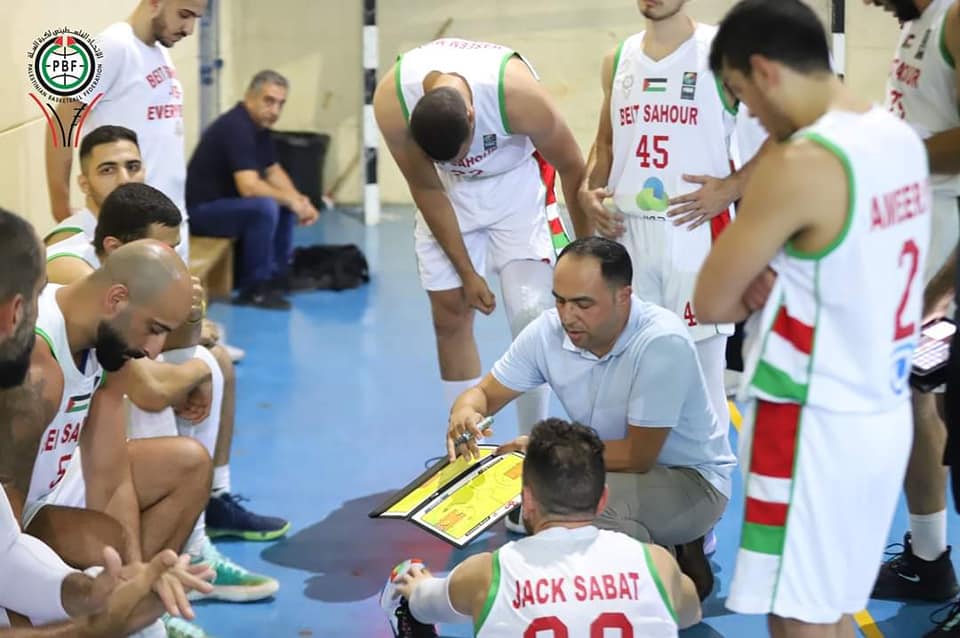 أرثوذكسي بيت ساحور في الصدارة بقيادة المدرب معتز أبو دية