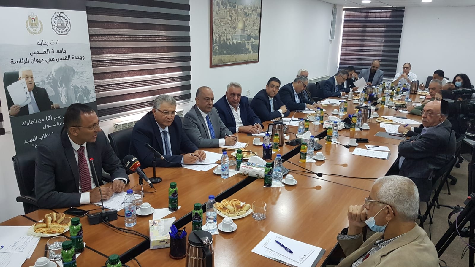 جانب من الندوة