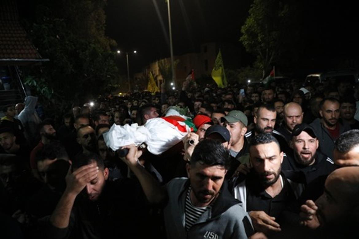 جانب من تشييع جثمان الشهيدة خضور  في قرية فقوعة (عدي دعيبس/وفا)