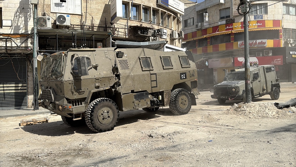 جانب من اقتحام قوات الاحتلال الإسرائيلي لمدينة جنين ومخيمها (تصوير: الأناضول)