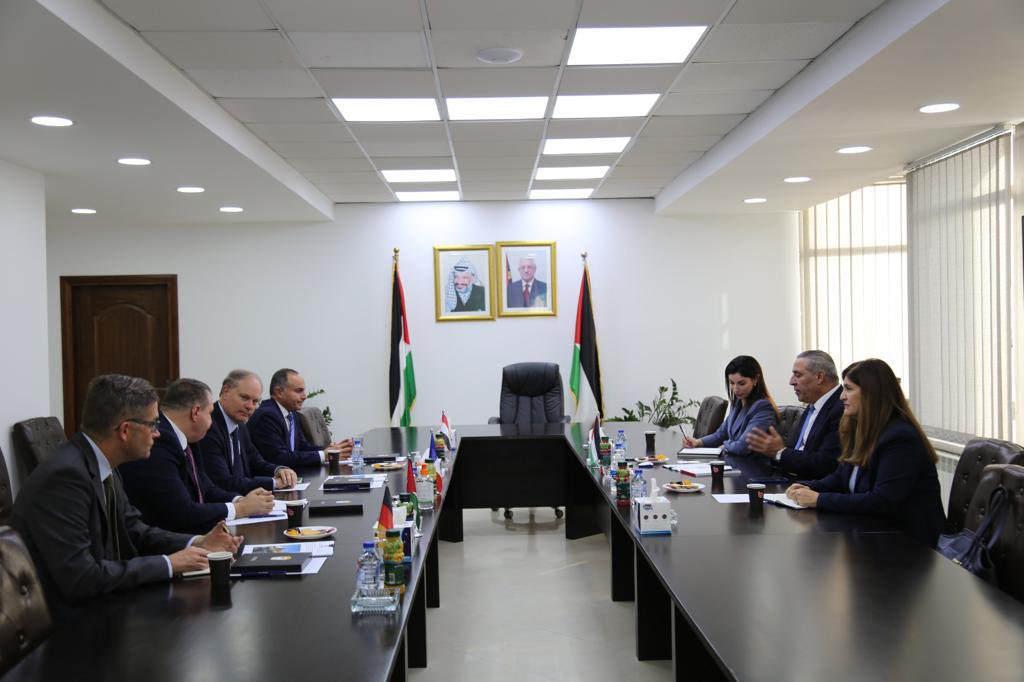 جانب من اللقاء