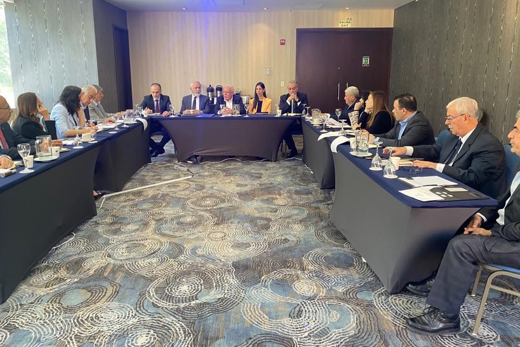 جانب من افتتاح أعمال المؤتمر