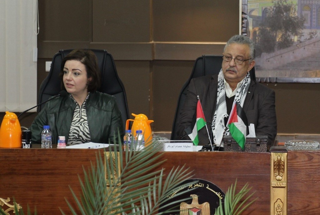 جانب من توقيع المذكرات