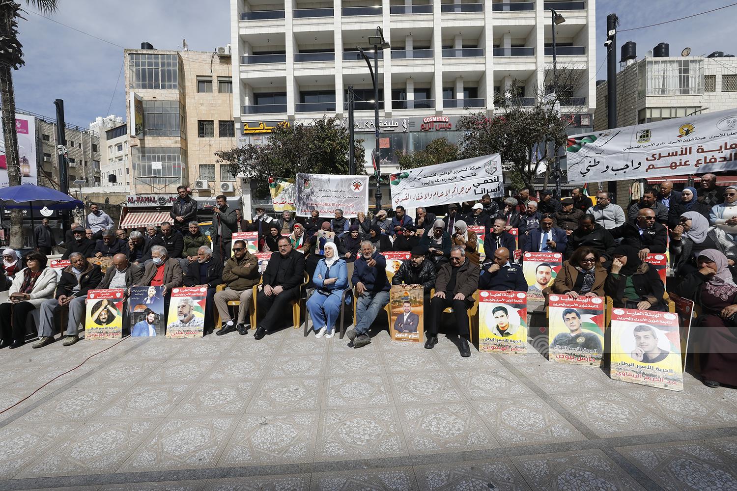 جانب من الاعتصام (تصوير: مصطفى أبو دية/ وفا)