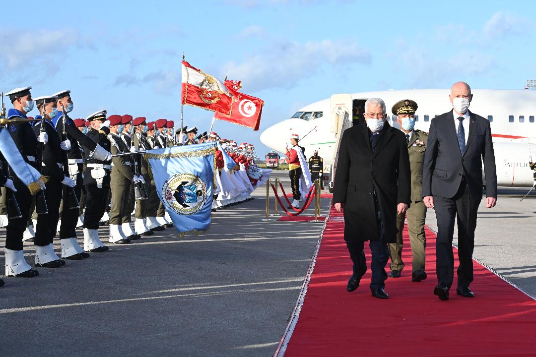 الرئيس يصل تونس في زيارة دولة (تصوير: ثائر غنايم)