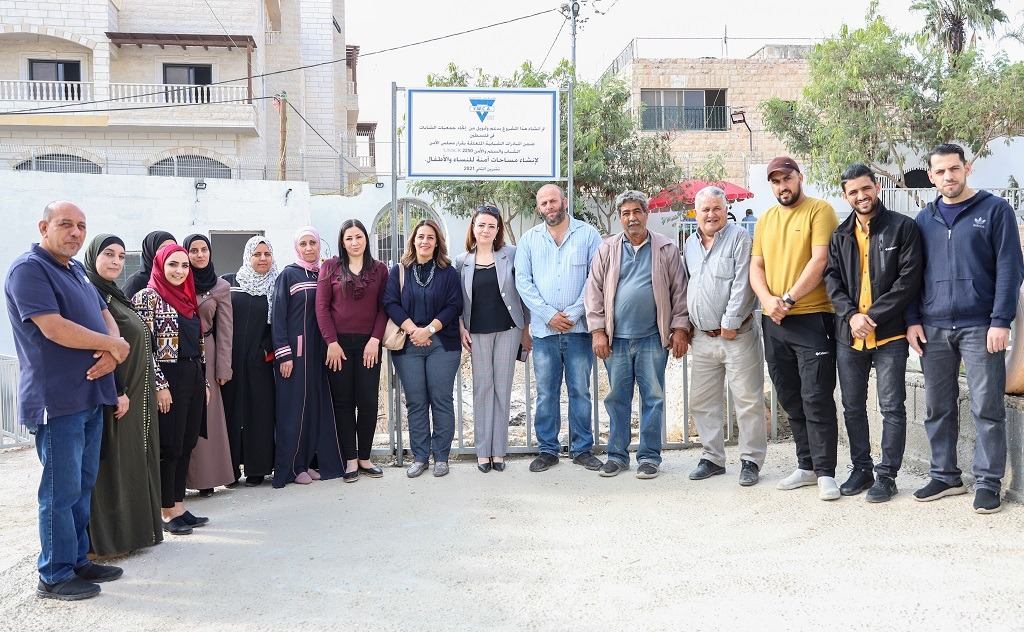 مشاركون في الافتتاح