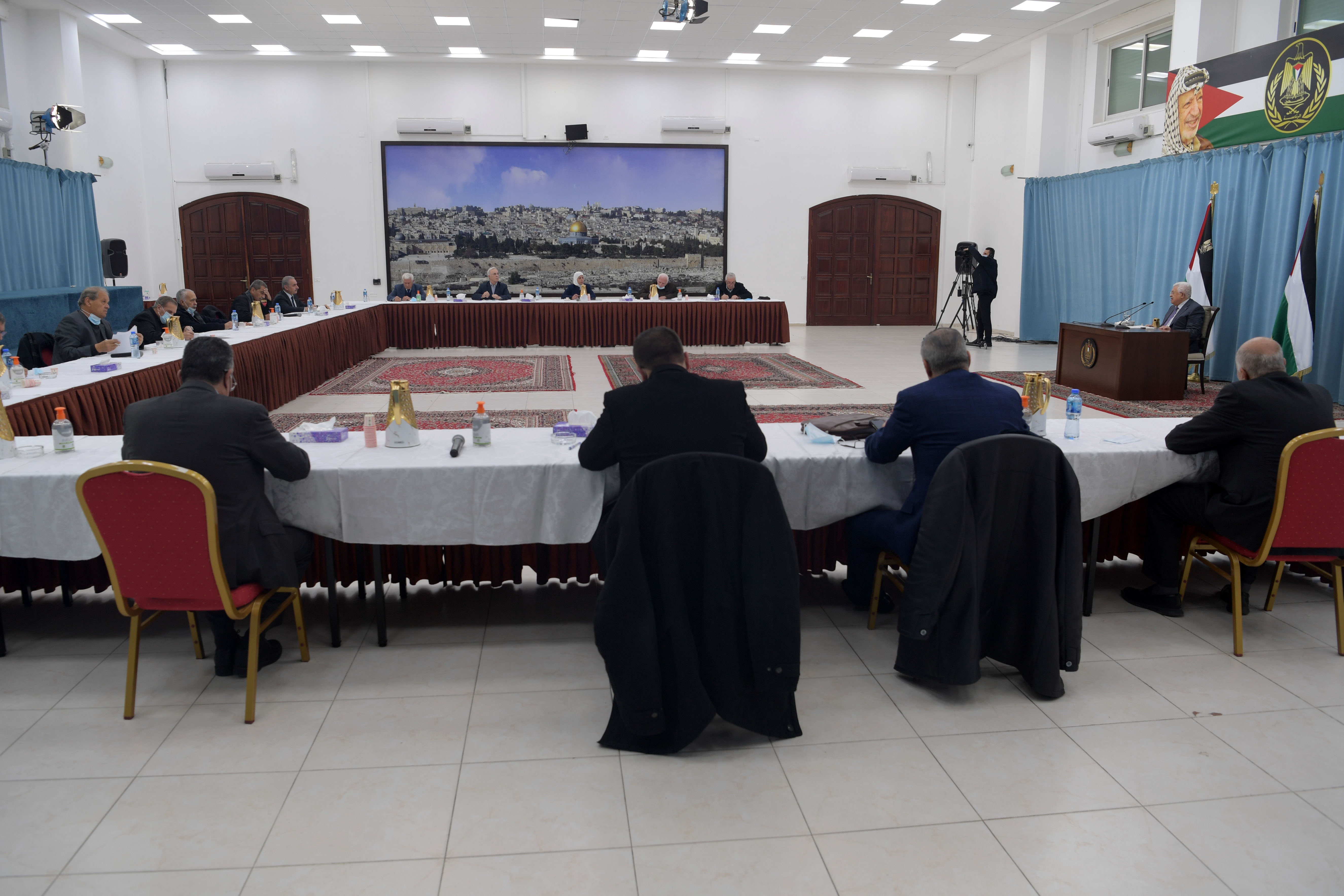  الرئيس خلال ترؤسه اجتماع اللجنة المركزية لحركة فتح (عدسة: ثائر غنايم)