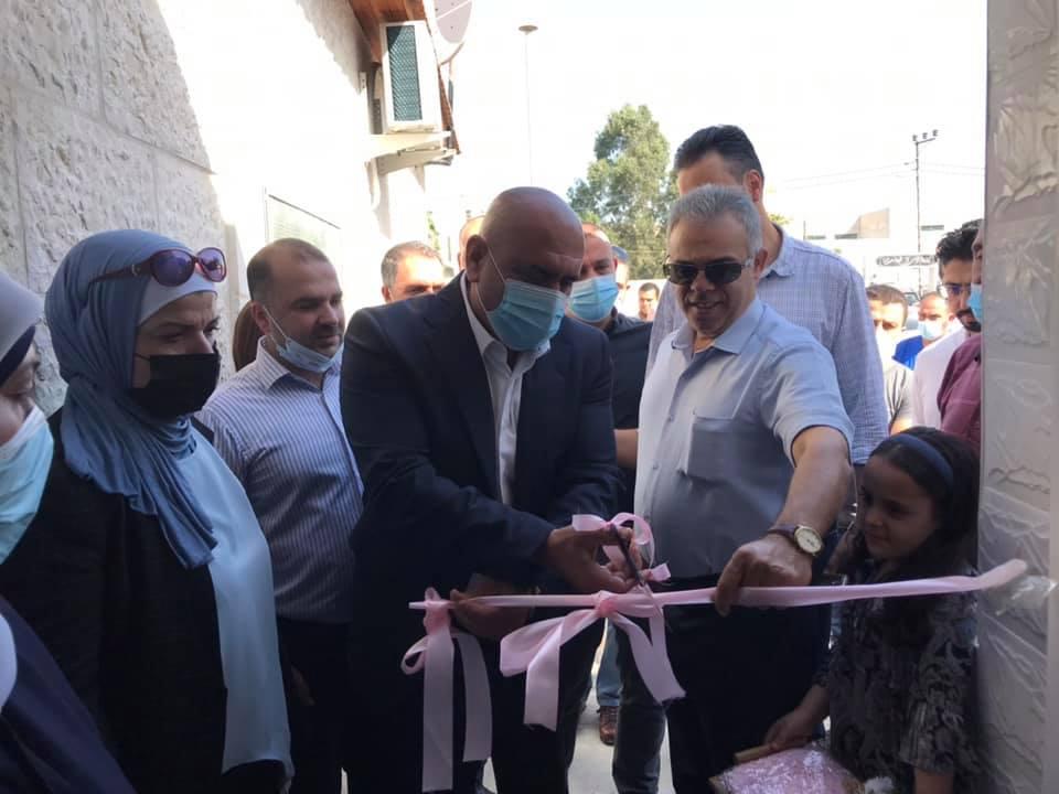 عدسة ثائر أبو بكر (وفا)