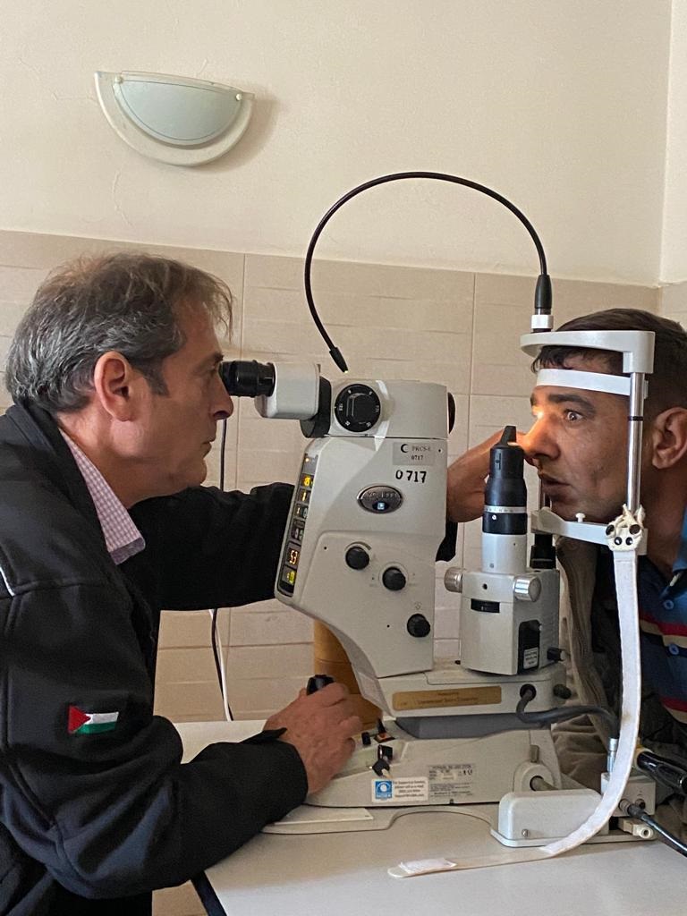 جانب من معاينة المرضى