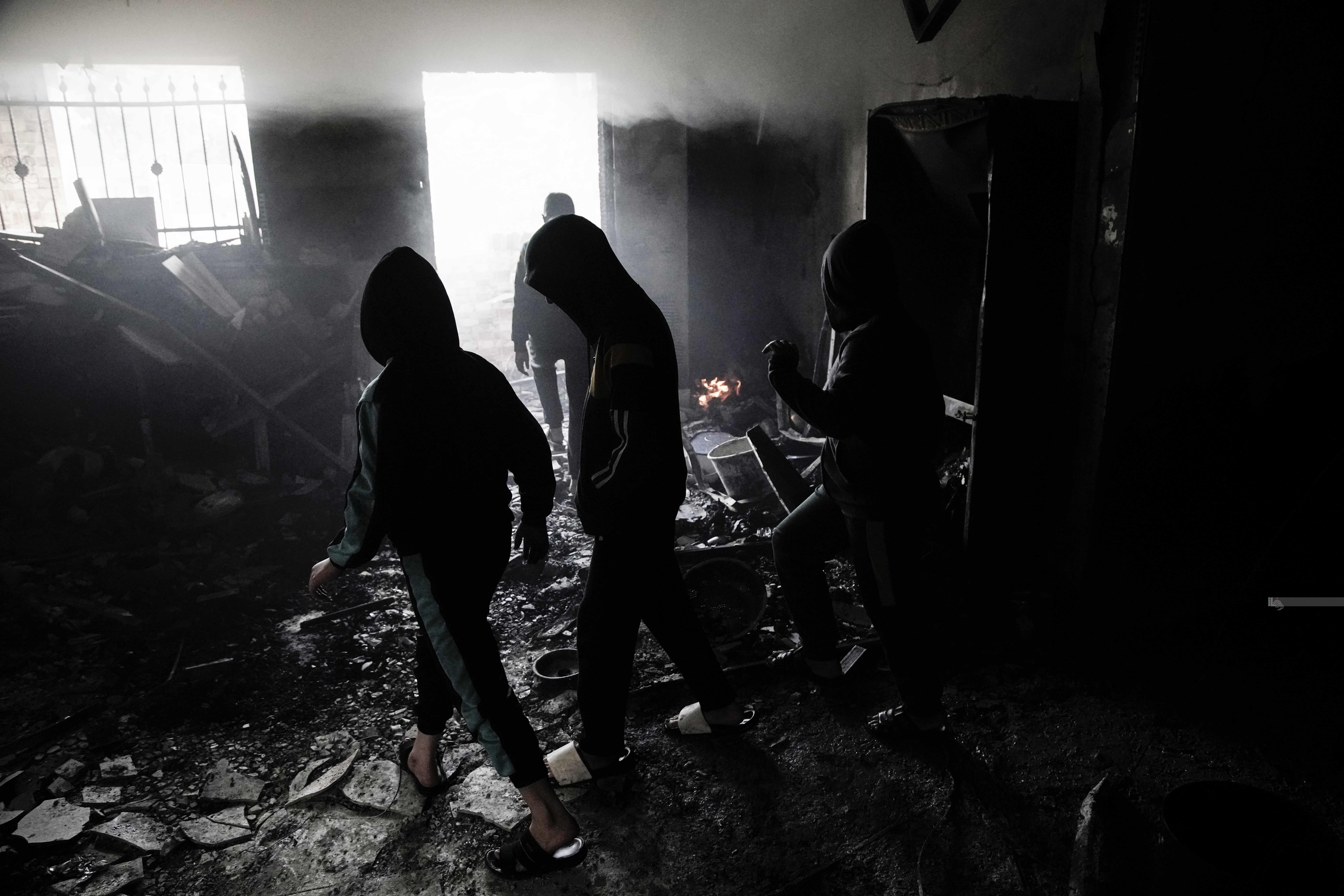 آثار الدمار في منازل المواطنين (تصوير: محمد منصور/ وفا)