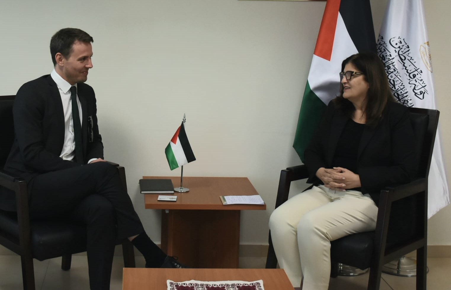 جانب من اللقاء 