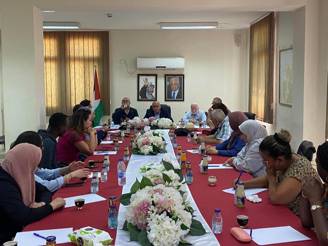 عدسة ثائر ابو بكر