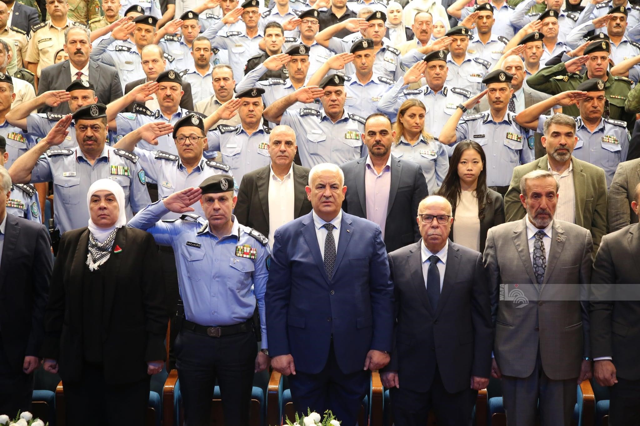 انطلاق الحملة الشرطية للوقاية من الجريمة برام الله (تصوير: مصطفى أبو دية/وفا)