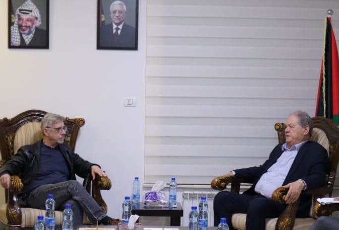 فتوح خلال لقائه وفدا من حزب اليسار الأوروبي برئاسة والتر بايير