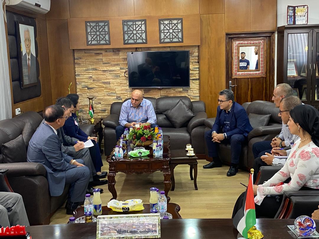 جانب من اللقاء(عدسة: ثائر أبو بكر/ وفا)