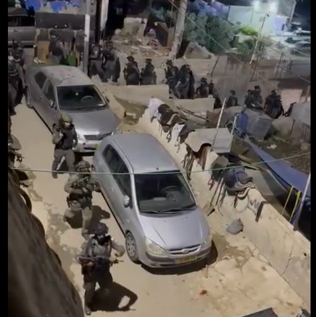 من اقتحام جنود الاحتلال لمخيم شعفاط فجر اليوم